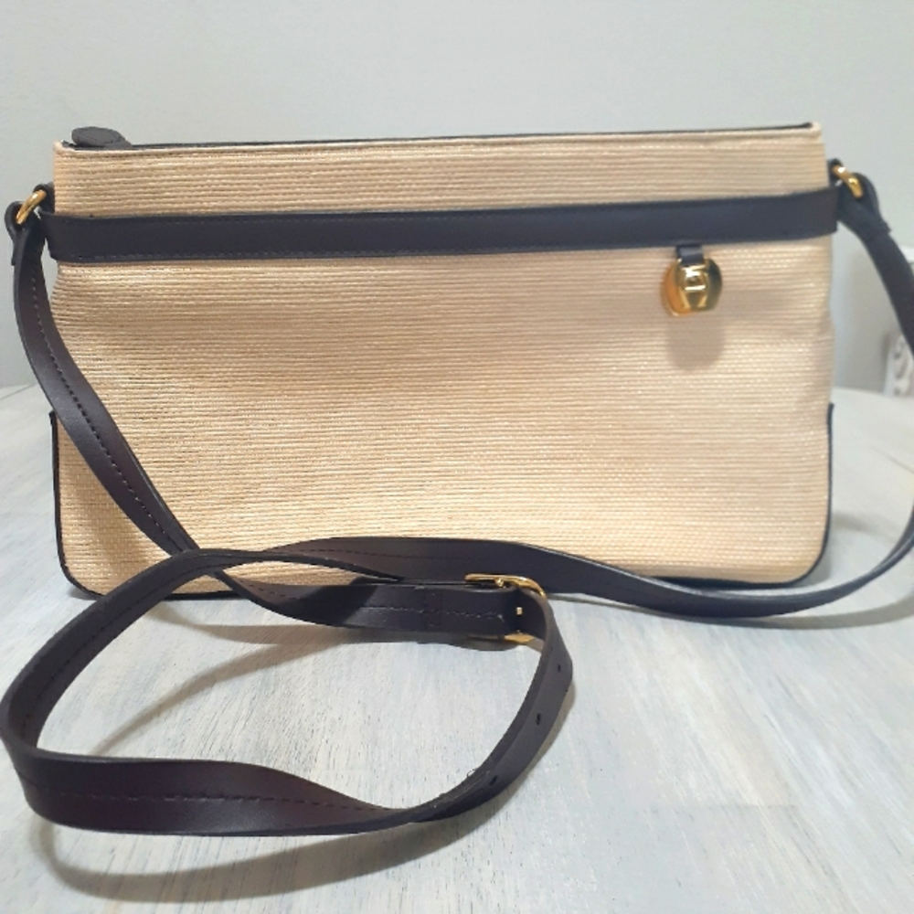 Vintage Etienne Aigner paper straw handbag with strap